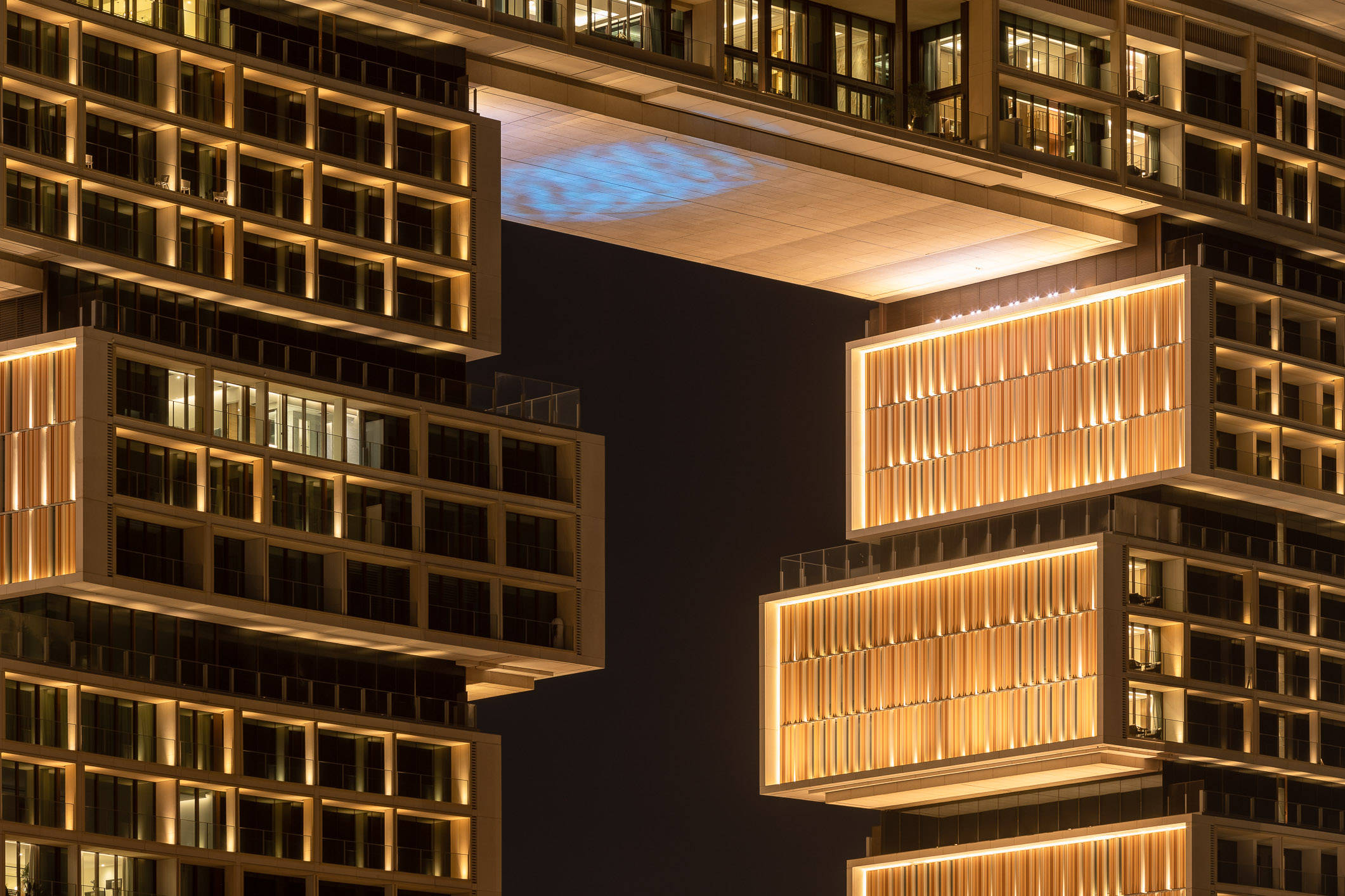 Atlantis The Royal, Dubai's best luxury hotel & beach resort